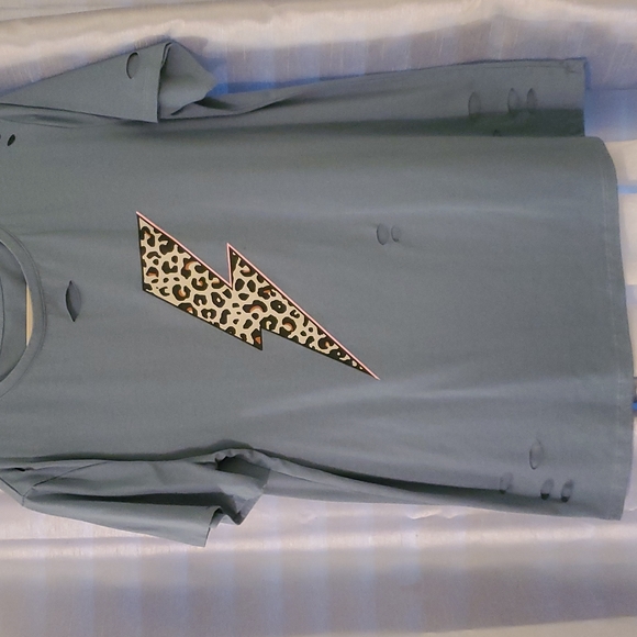 Women's Shirt - Picture 2 of 2